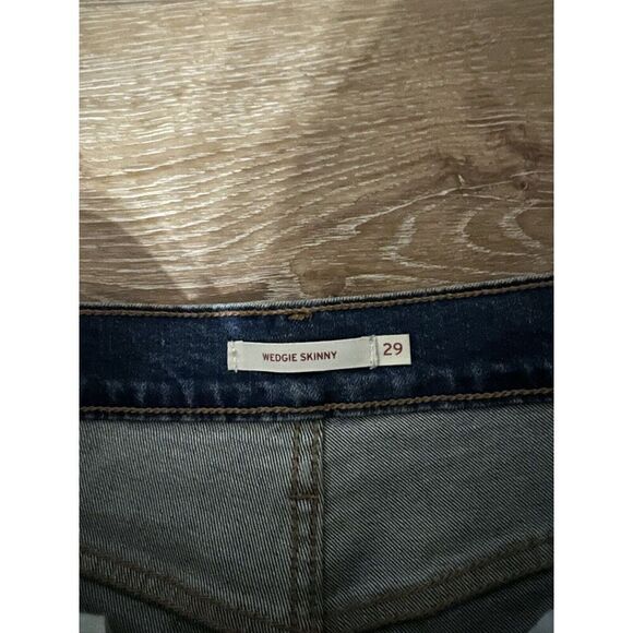 Levis Womens Blue Wedgie Skinny Denim Jeans Size 29 x 27 - Picture 3 of 3
